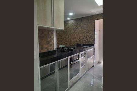 Cozinha de apartamento à venda com 3 quartos, 67m² em Utinga, Santo André