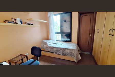 Apartamento para alugar com 156m², 4 quartos e 1 vaga Apartamento para alugar com 156m², 4 quartos e 1 vagaQuarto 2