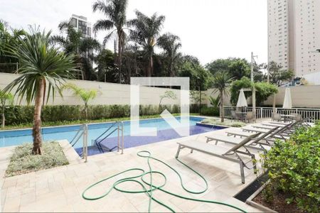 Apartamento à venda com 34m², 2 quartos e sem vaga Apartamento à venda com 34m², 2 quartos e sem vagaÁrea comum - Piscina