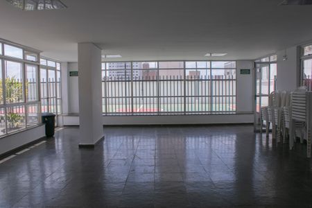 Apartamento para alugar com 93m², 3 quartos e 1 vagaÁrea comum - Salão de festas