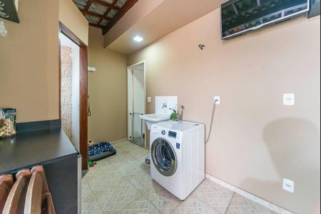 Apartamento à venda com 90m², 2 quartos e 1 vagaÁrea de Serviço