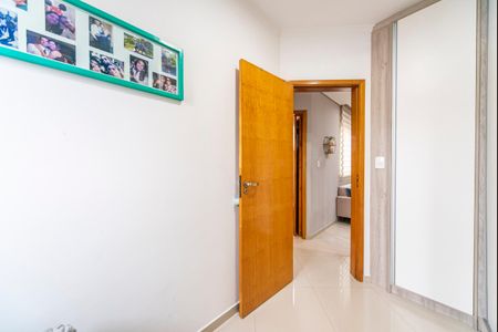 Apartamento à venda com 90m², 2 quartos e 1 vagaQuarto 2