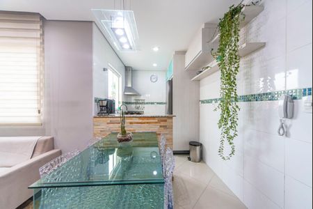 Apartamento à venda com 90m², 2 quartos e 1 vagaCozinha