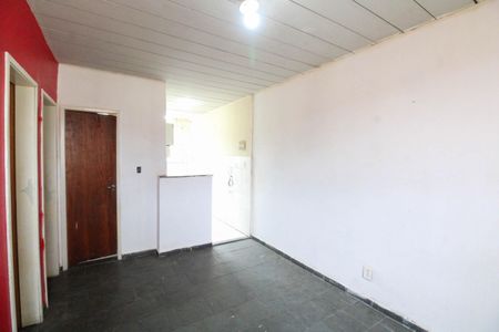 Sala de apartamento para alugar com 2 quartos, 54m² em Inhoaíba, Rio de Janeiro