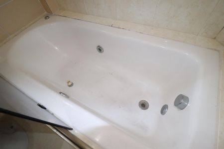 Apartamento para alugar com 70m², 2 quartos e 2 vagasBanheiro da Suíte