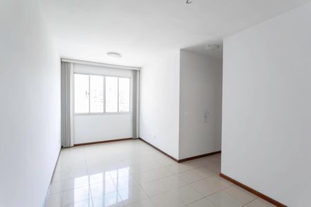 Sala de apartamento à venda com 3 quartos, 70m² em Buritis, Belo Horizonte
