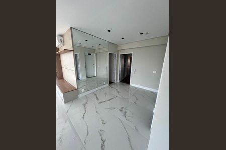 Apartamento à venda com 3 quartos, 168m² em Vila Cordeiro, São Paulo