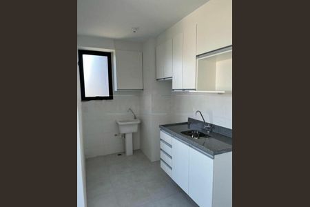 Apartamento à venda com 2 quartos, 34m² em Jurubatuba, São Paulo