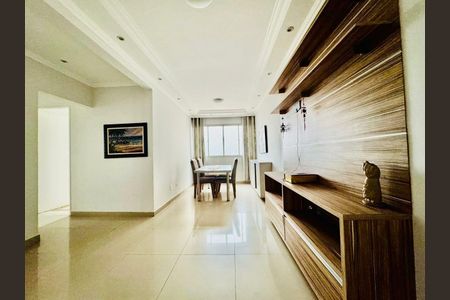 Apartamento à venda com 3 quartos, 65m² em Vila Sao Paulo, São Paulo