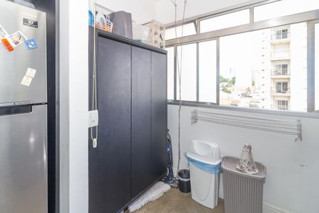 Apartamento à venda com 70m², 3 quartos e 1 vagaÁrea de Serviço