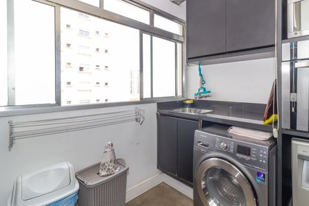 Apartamento à venda com 70m², 3 quartos e 1 vagaÁrea de Serviço