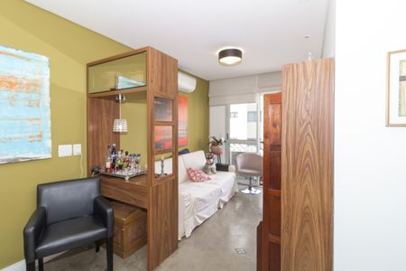 Sala de apartamento à venda com 3 quartos, 70m² em Pompeia, São Paulo