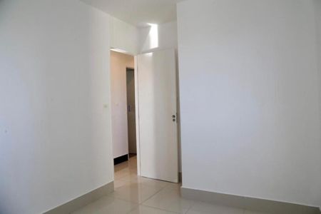 Apartamento à venda com 3 quartos, 64m² em Jardim Londrina, São Paulo
