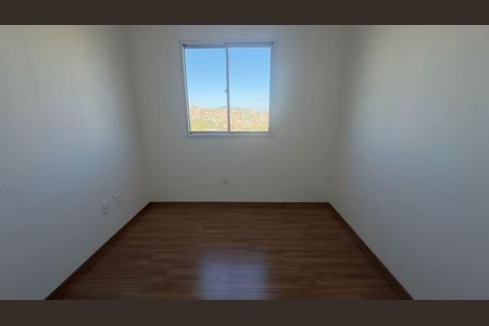 Quarto de apartamento para alugar com 2 quartos, 60m² em Palmeiras, Belo Horizonte