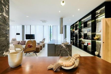 Apartamento à venda com 3 quartos, 175m² em Vila Nova Conceição, São Paulo