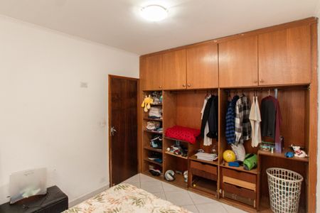 Casa à venda com 250m², 5 quartos e 5 vagasQuarto 2