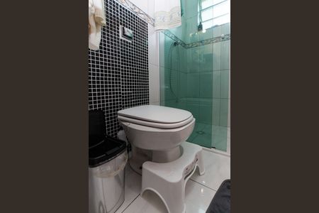 Casa à venda com 250m², 5 quartos e 5 vagasBanheiro da Suíte