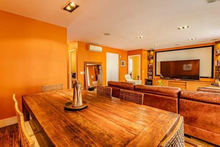 Apartamento à venda com 3 quartos, 188m² em Itaim Bibi, São Paulo