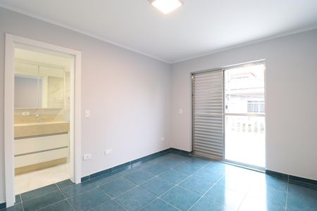 Casa à venda com 132m², 3 quartos e 1 vagaSuíte