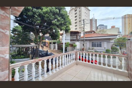 Casa à venda com 132m², 3 quartos e 1 vaga Casa à venda com 132m², 3 quartos e 1 vagaVaranda
