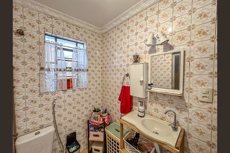 Apartamento para alugar com 74m², 2 quartos e sem vaga Apartamento para alugar com 74m², 2 quartos e sem vagaBanheiro Social