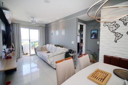 Sala de apartamento à venda com 2 quartos, 58m² em Vista Alegre, Rio de Janeiro