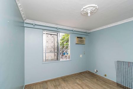 Sala de apartamento para alugar com 2 quartos, 50m² em Irajá, Rio de Janeiro