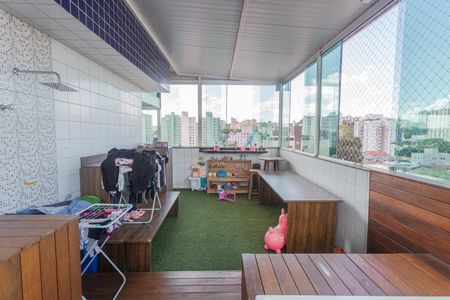 Apartamento para alugar com 155m², 4 quartos e 2 vagasCobertura