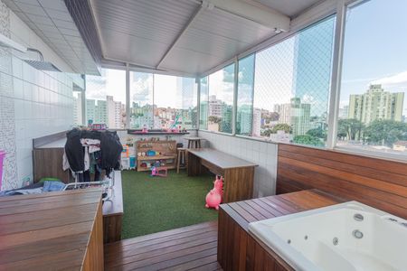 Apartamento para alugar com 155m², 4 quartos e 2 vagasCobertura