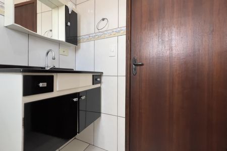 Casa para alugar com 100m², 2 quartos e 1 vaga Casa para alugar com 100m², 2 quartos e 1 vagaBanheiro