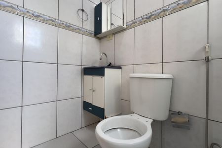 Casa para alugar com 100m², 2 quartos e 1 vaga Casa para alugar com 100m², 2 quartos e 1 vagaBanheiro da Suíte