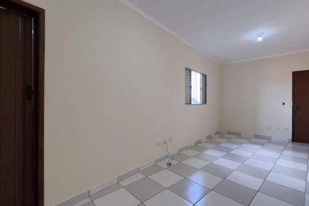 Casa para alugar com 100m², 2 quartos e 1 vaga Casa para alugar com 100m², 2 quartos e 1 vagaSuíte