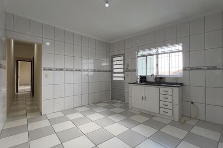 Casa para alugar com 100m², 2 quartos e 1 vaga Casa para alugar com 100m², 2 quartos e 1 vagaCozinha e Área de Serviço