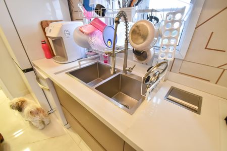 Apartamento à venda com 148m², 3 quartos e 4 vagas Apartamento à venda com 148m², 3 quartos e 4 vagasCozinha