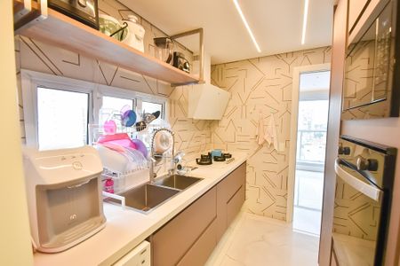 Apartamento à venda com 148m², 3 quartos e 4 vagas Apartamento à venda com 148m², 3 quartos e 4 vagasCozinha