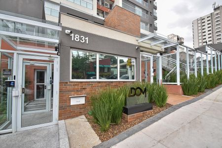 Apartamento à venda com 148m², 3 quartos e 4 vagas Apartamento à venda com 148m², 3 quartos e 4 vagasFachada