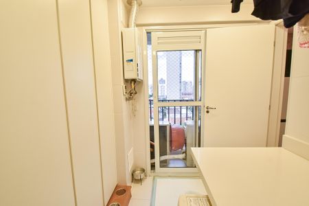 Apartamento à venda com 148m², 3 quartos e 4 vagas Apartamento à venda com 148m², 3 quartos e 4 vagasÁrea de serviço
