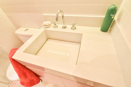 Apartamento à venda com 148m², 3 quartos e 4 vagas Apartamento à venda com 148m², 3 quartos e 4 vagasBanheiro da Suíte 2