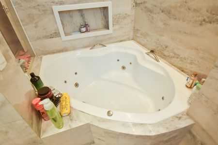 Apartamento à venda com 148m², 3 quartos e 4 vagas Apartamento à venda com 148m², 3 quartos e 4 vagasBanheiro da Suíte 3