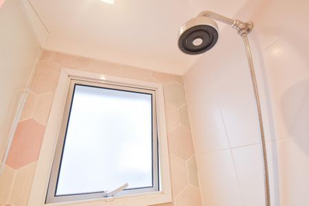 Apartamento à venda com 148m², 3 quartos e 4 vagas Apartamento à venda com 148m², 3 quartos e 4 vagasBanheiro da Suíte 2