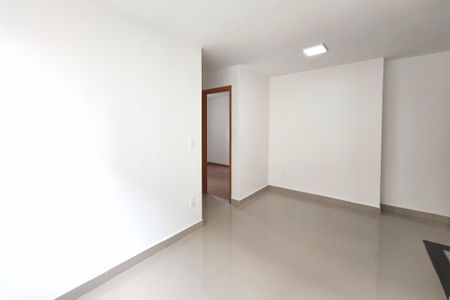 Apartamento para alugar com 44m², 2 quartos e 1 vagaSala