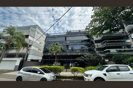 Apartamento à venda com 90m², 3 quartos e 2 vagasFachada