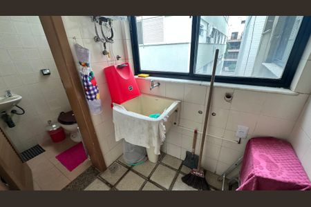 Apartamento à venda com 90m², 3 quartos e 2 vagasÁrea de Serviço