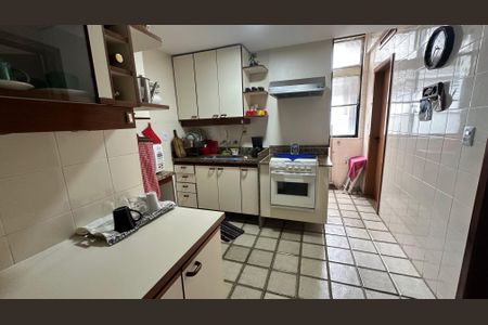 Apartamento à venda com 90m², 3 quartos e 2 vagasCozinha