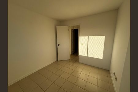 Quarto 1 de apartamento para alugar com 2 quartos, 62m² em Recreio dos Bandeirantes, Rio de Janeiro
