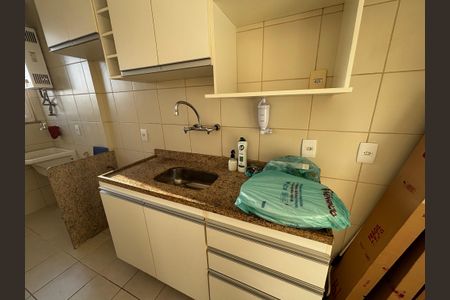 Apartamento para alugar com 62m², 2 quartos e 2 vagas Apartamento para alugar com 62m², 2 quartos e 2 vagasCozinha