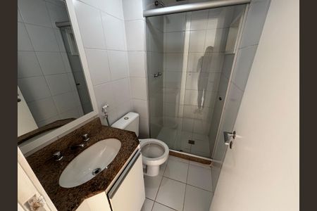 Apartamento para alugar com 62m², 2 quartos e 2 vagas Apartamento para alugar com 62m², 2 quartos e 2 vagasBanheiro da Suíte