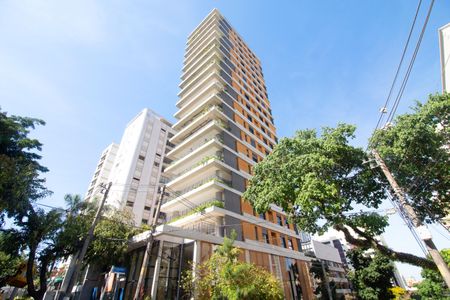 Apartamento à venda com 167m², 3 quartos e 2 vagas Apartamento à venda com 167m², 3 quartos e 2 vagasFachada