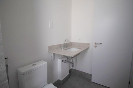 Apartamento à venda com 167m², 3 quartos e 2 vagas Apartamento à venda com 167m², 3 quartos e 2 vagasBanheiro da Suíte 3