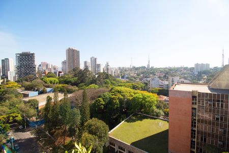 Apartamento à venda com 167m², 3 quartos e 2 vagas Apartamento à venda com 167m², 3 quartos e 2 vagasSala